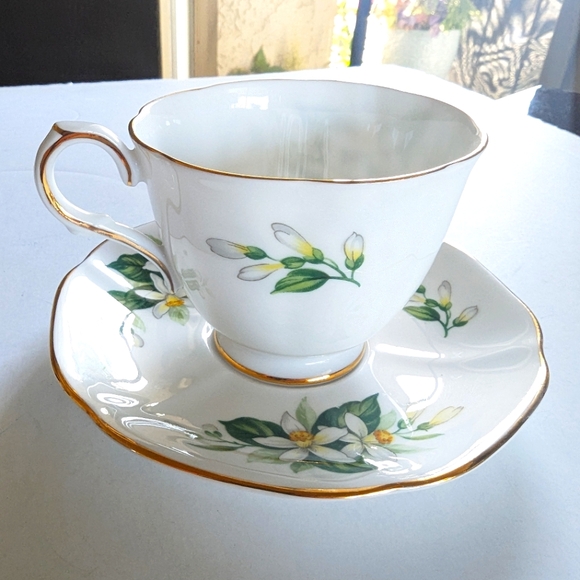 Tuscan Wedding Anniversary Fine Bone China Teacup & Saucer Orange Blossom 🌼 - Picture 4 of 8